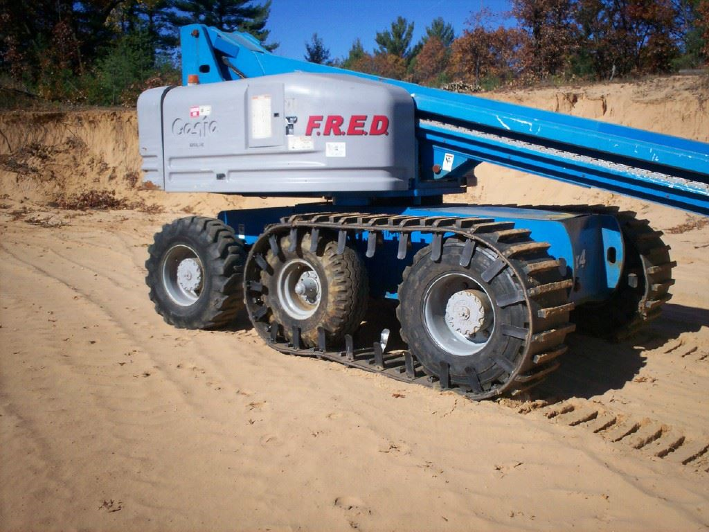 Montagem RIGHT TRACKS